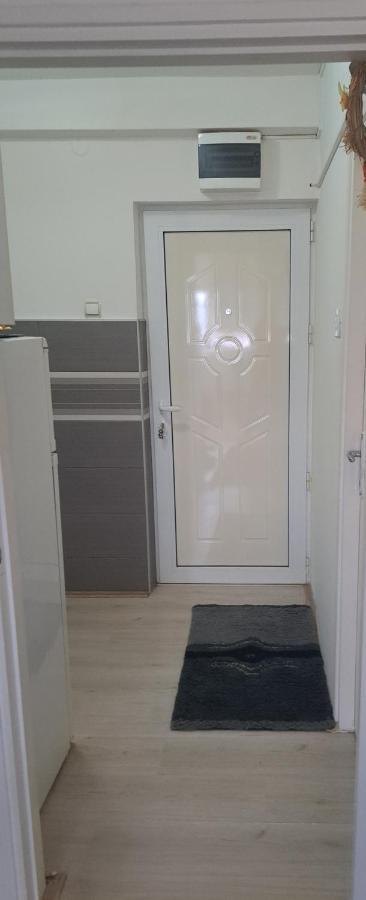 Apartman Sa Panoramom Kruševac Exterior foto